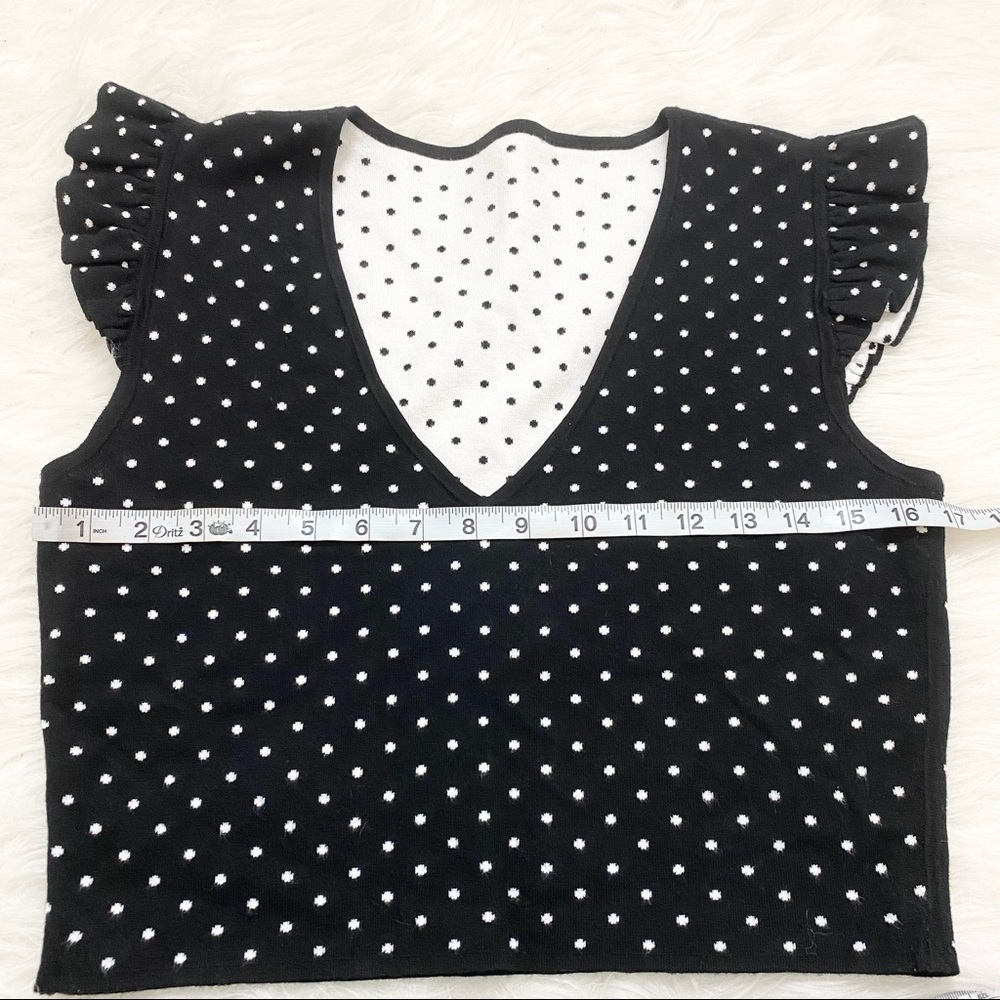 Black and White Reversible Polka Dot Ruffle Sleeve Top - Picture 4 of 5